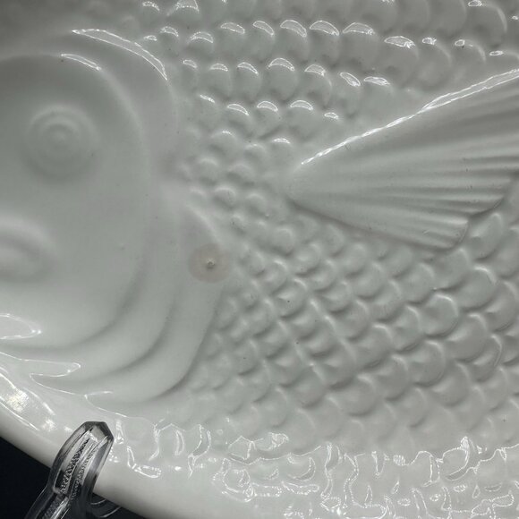 Whittier Pottery Vintage 1979 Fish Platter White Ceramic Coastal Decor Retro - Picture 3 of 11